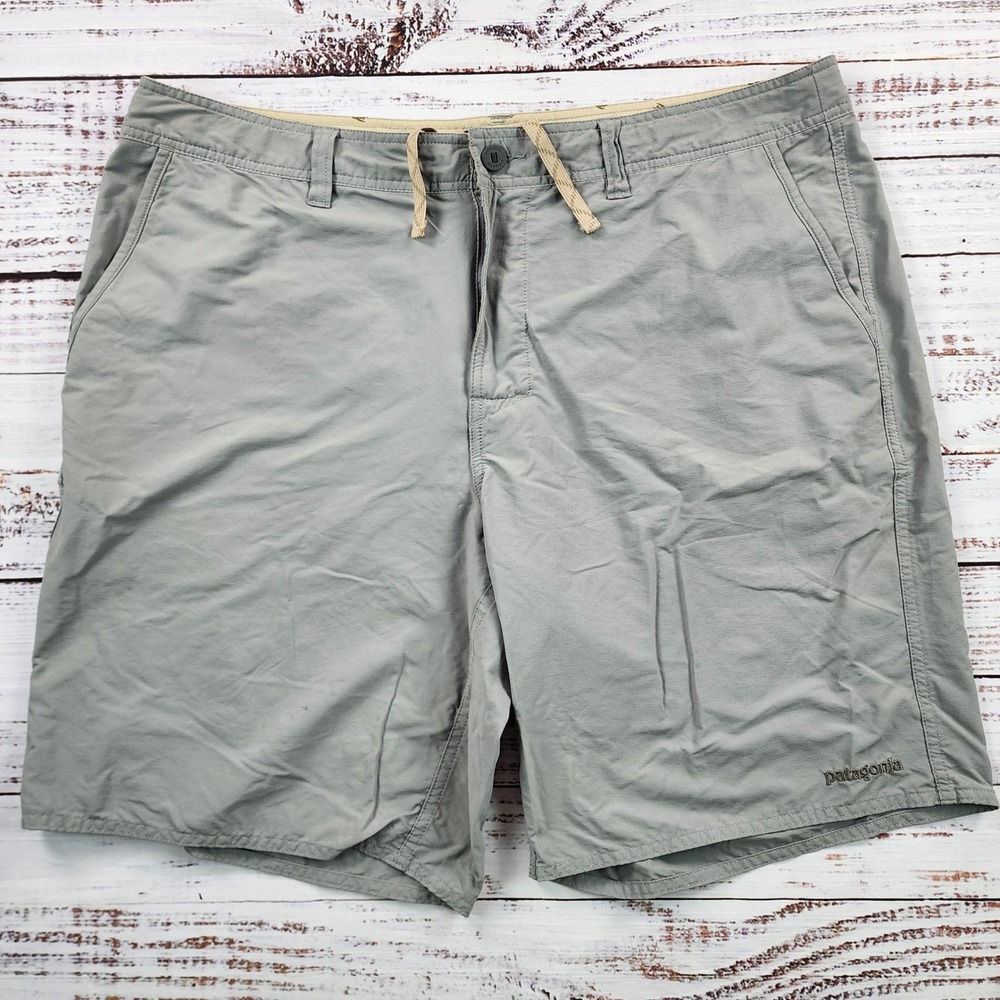Patagonia Stretch Wavefarer Walk Shorts Men's 40 Gray 20-Inch Quick Dry 86641